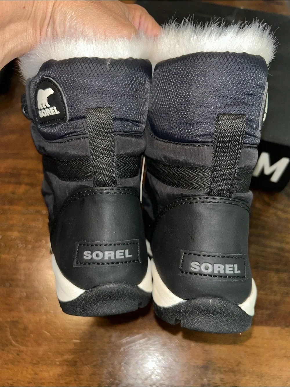 NEW Sorel Women's Whitney Short Lace II Boots Black Size 8 NIB